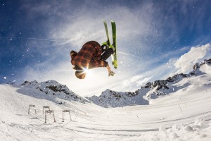 九游娱乐官方-国际比赛中的禁区战术被分析师作为研究案例，禁区进攻犯规