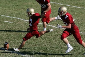 九游娱乐(jiuyou)官方网站-命悬一线！下轮青岛海牛拿分就保级，梅州客家要击败北京国安，青岛海牛足球俱乐部地址